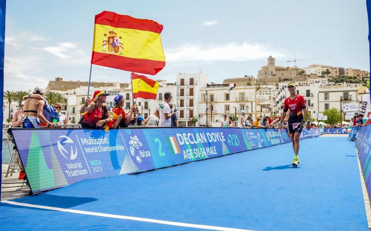 Un atleta de la delegación española recorre los últimos metros a la meta. | FETRI