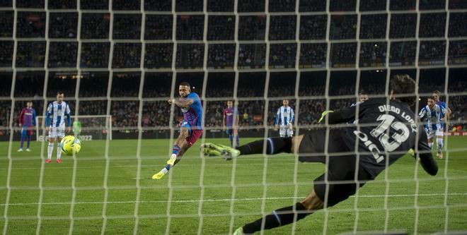 Barcelona - Espanyol, el debut esperado de Xavi