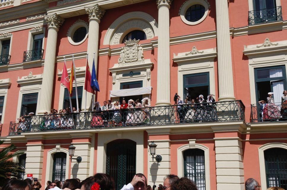 Las carrozas y la 'tronaera', claves para el ambiente del Bando 2016