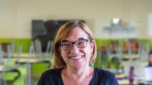 Maribel Tarrès: "M’agradaria que Educació retirés la prohibició total dels telèfons"