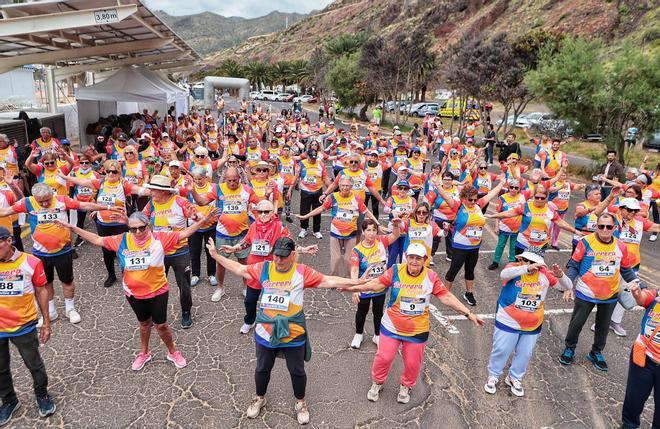 La playa de Las Teresitas acoge la I Carrera Sénior