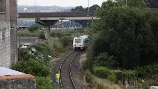 Una mujer resulta herida tras caer a las vías ferroviarias en Casablanca, en A Coruña