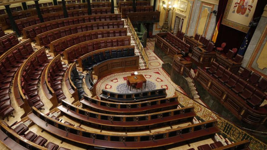 Reapertura del Parlamento tras la presión de la oposición