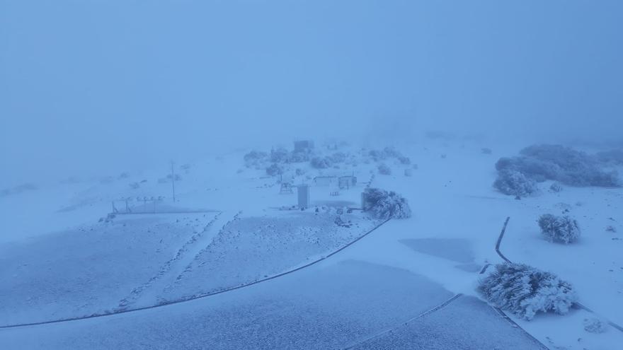 Así amaneció Tenerife nevada (05/02/21)