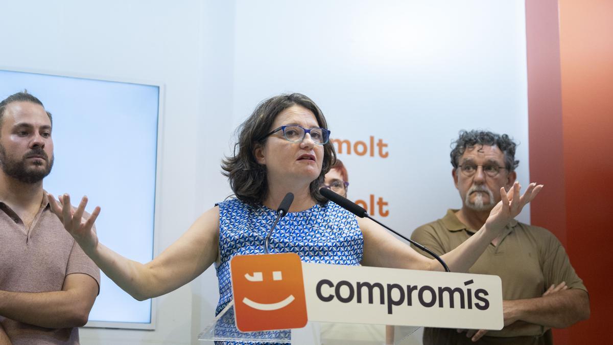 Mónica Oltra, durante la rueda de prensa en la que ha anunciado su dimisión como vicepresidenta del Consell y diputada en Les Corts