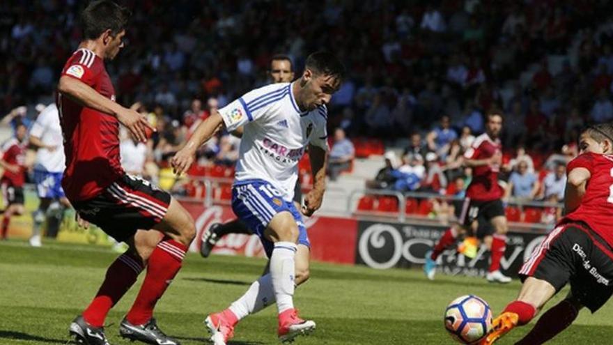 El Real Zaragoza pone la directa a la salvación sin soltar el freno de mano