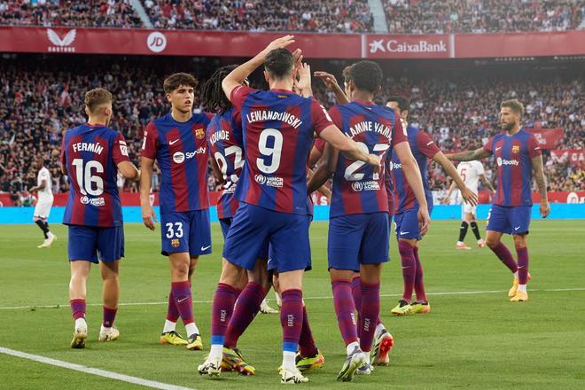 Sevilla FC - FC Barcelona, el partido de la jornada 38 de LaLiga EA Sports, en imágenes.