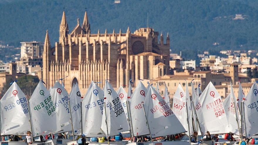 El Trofeo Ciutat de Palma de vela recupera su esplendor en su 70 aniversario