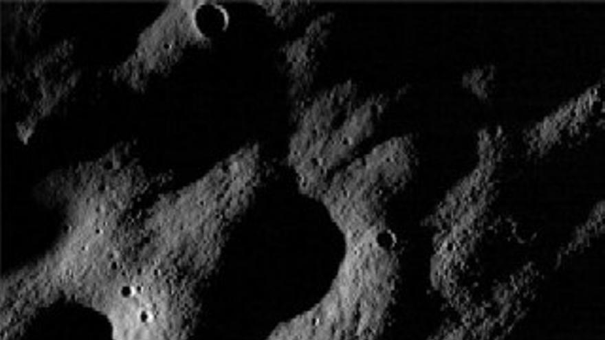La sonda espacial &#039;LRO&#039; de la NASA envía las primeras imágenes de la Luna