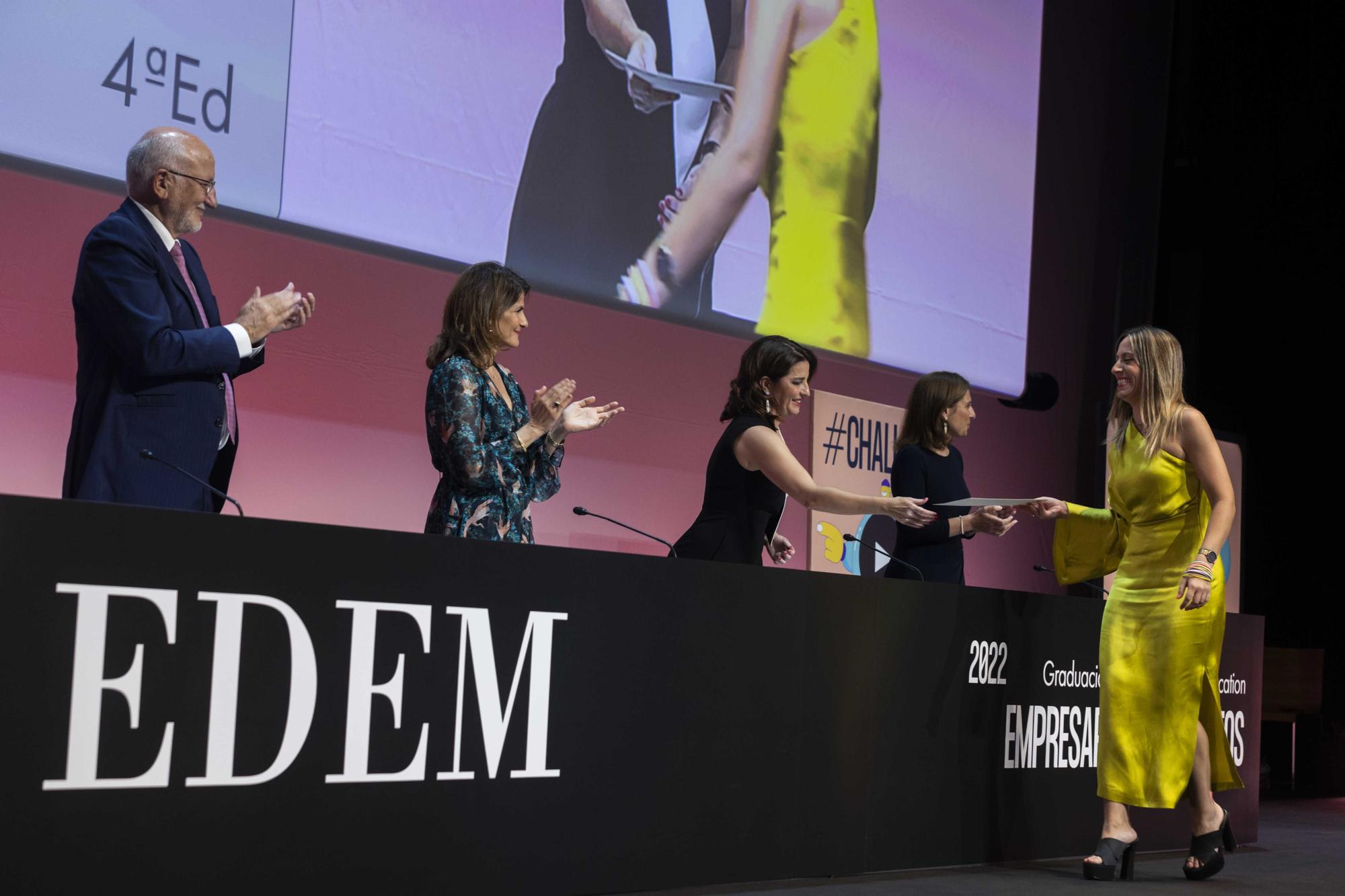 Graduación alumnos EDEM Escuela de Empresarios 2022 en València