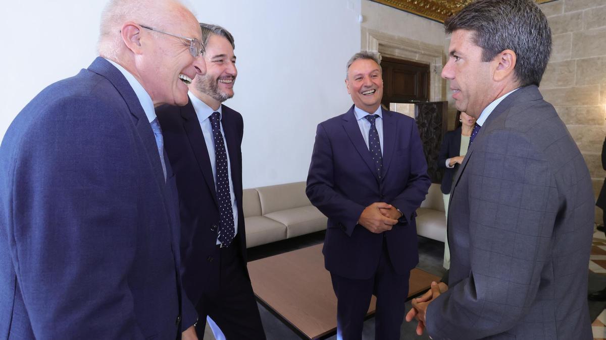 Mazón se reúne con los responsables de Ford, esta mañana. Mazón se reúne con los responsables de Ford, esta mañana.
