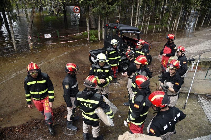 Impresionantes imágenes de la crecida del rio en Gelsa, Pinta y Quinto de Ebro