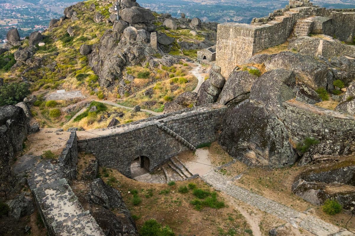 Las ruinas del Castelo de Monsanto
