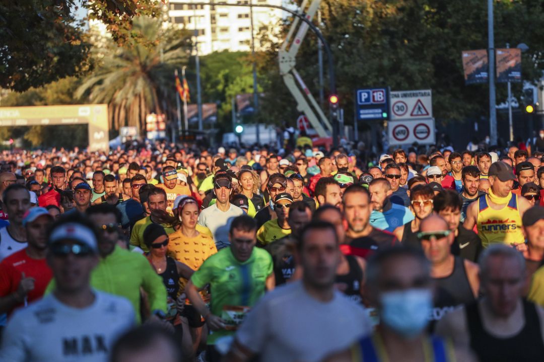 FOTOS | Búscate en el Medio Maratón Valencia 2021