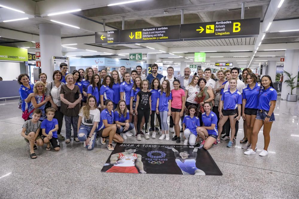 Cintia Rodríguez y Nicolau Mir, recibidos como héroes