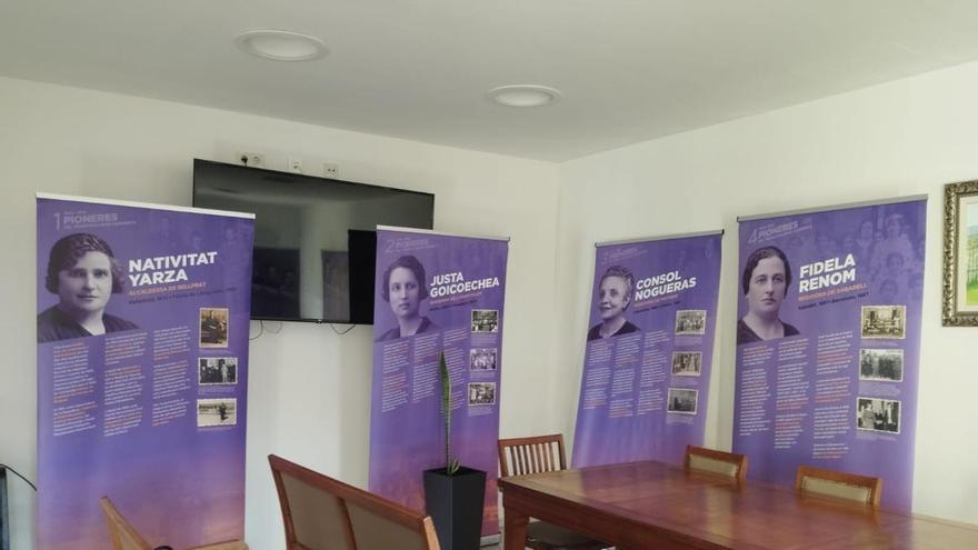 Una exposició a Vallfogona de Ripollès recorda les primeres regidores i alcaldesses de la Segona República