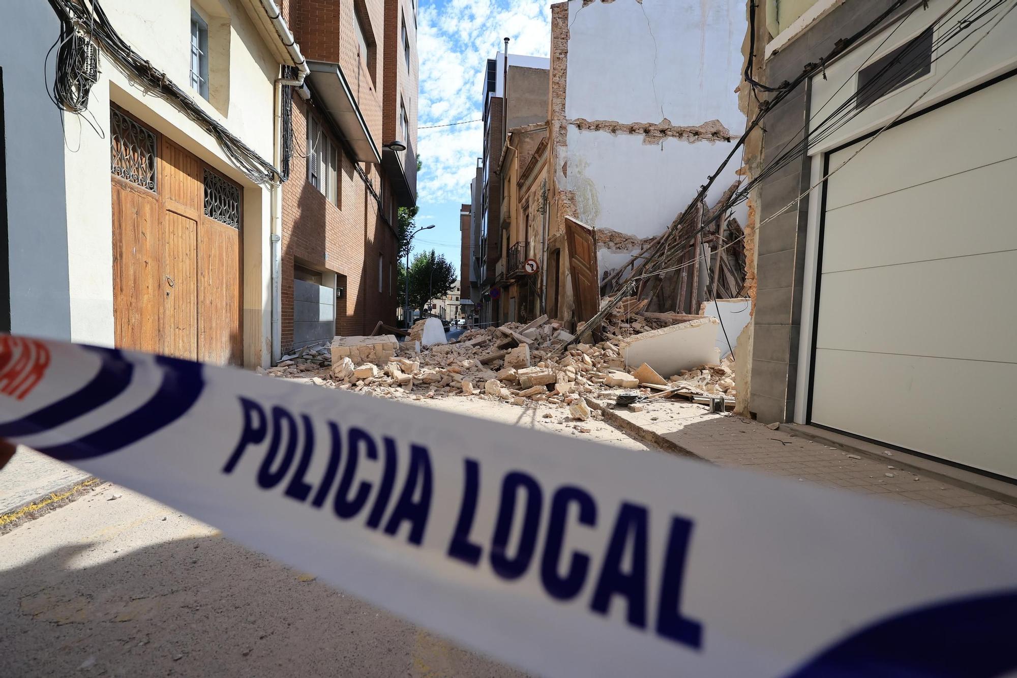 Galería de fotos: Espectacular derrumbe de dos casas en el centro de Vila-real