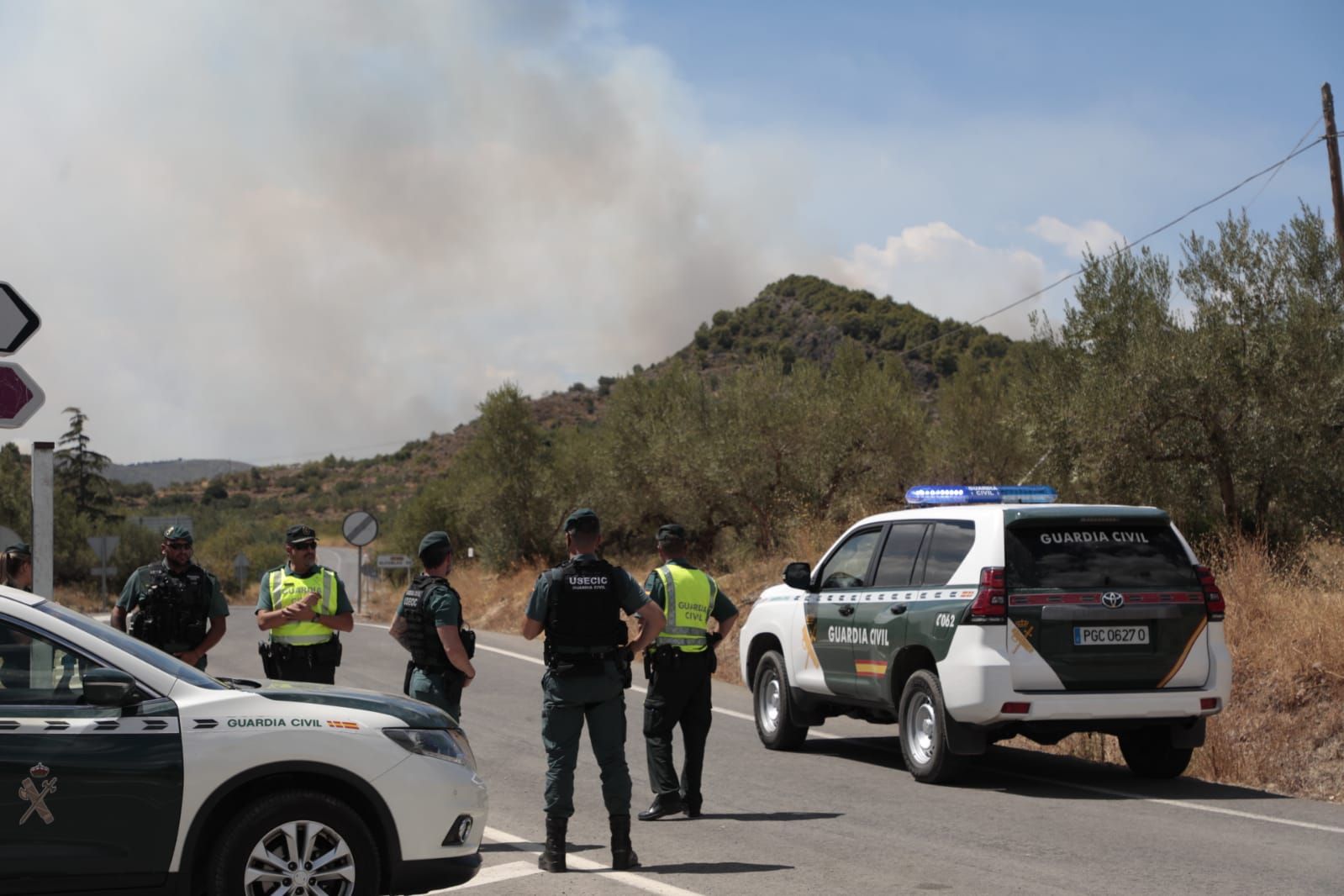 El incendio de Bejís, en imágenes