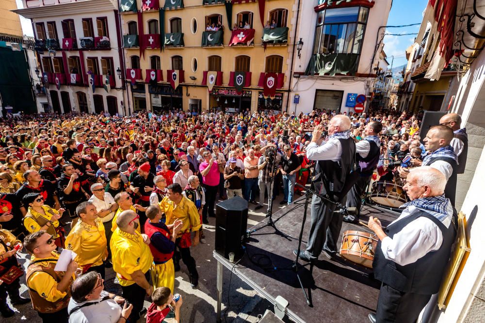 Callosa arranca las fiestas de Moros y Cristianos.