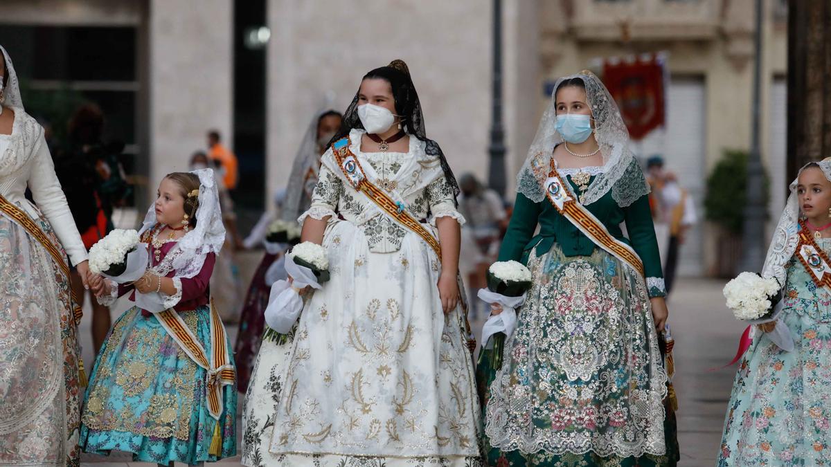 Búscate en el primer día de Ofrenda por las calles del Mar y Avellanas entre las 20:00 y 21:00 horas