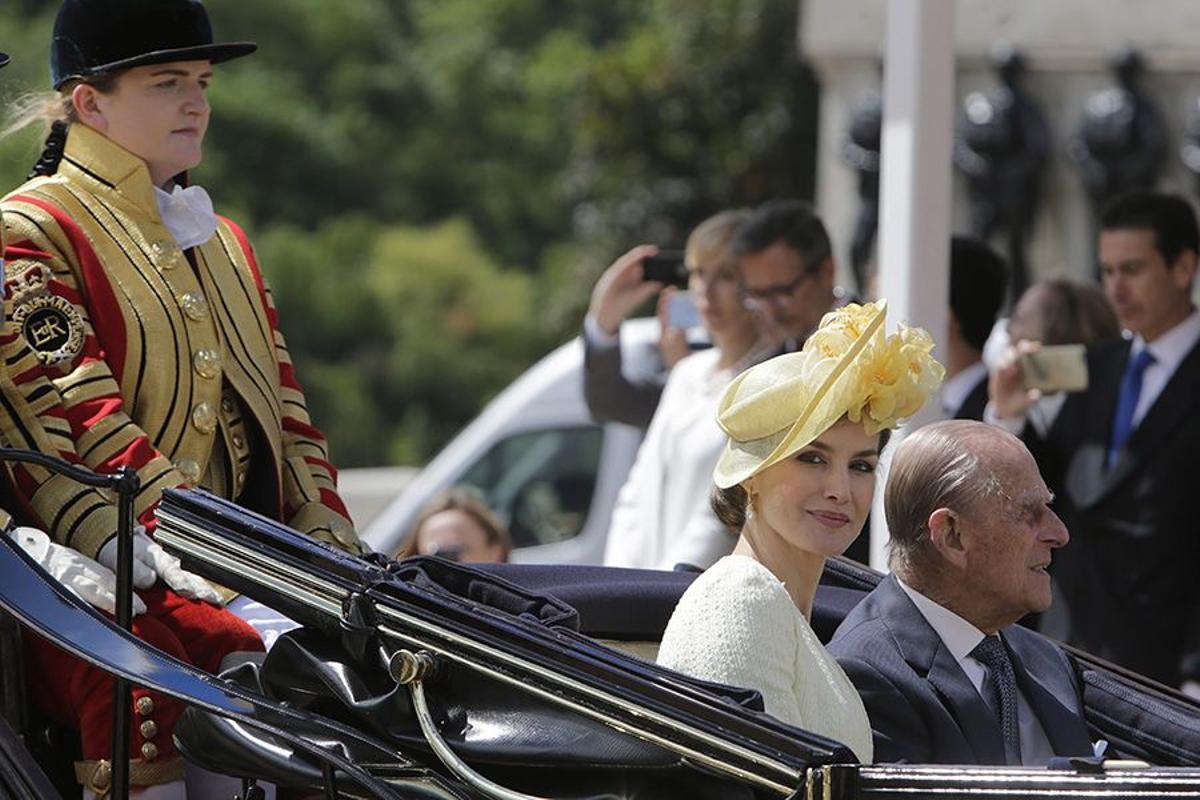 Letizia Ortiz y el duque de Edimburgo en Londres