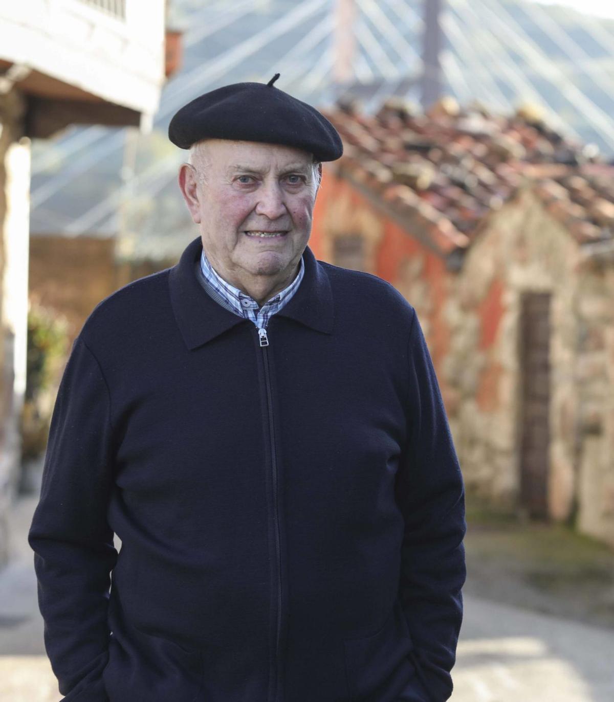 Luis Mallada. | | PABLO SOLARES