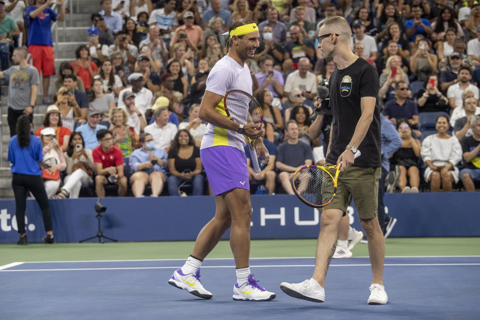 Nadal participa en "El tenis juega por la paz" para apoyar a Ucrania