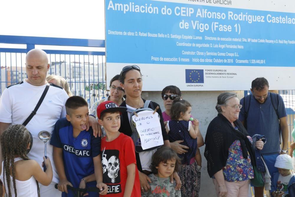 Protesta de las familias del CEIP Castelao de Vigo