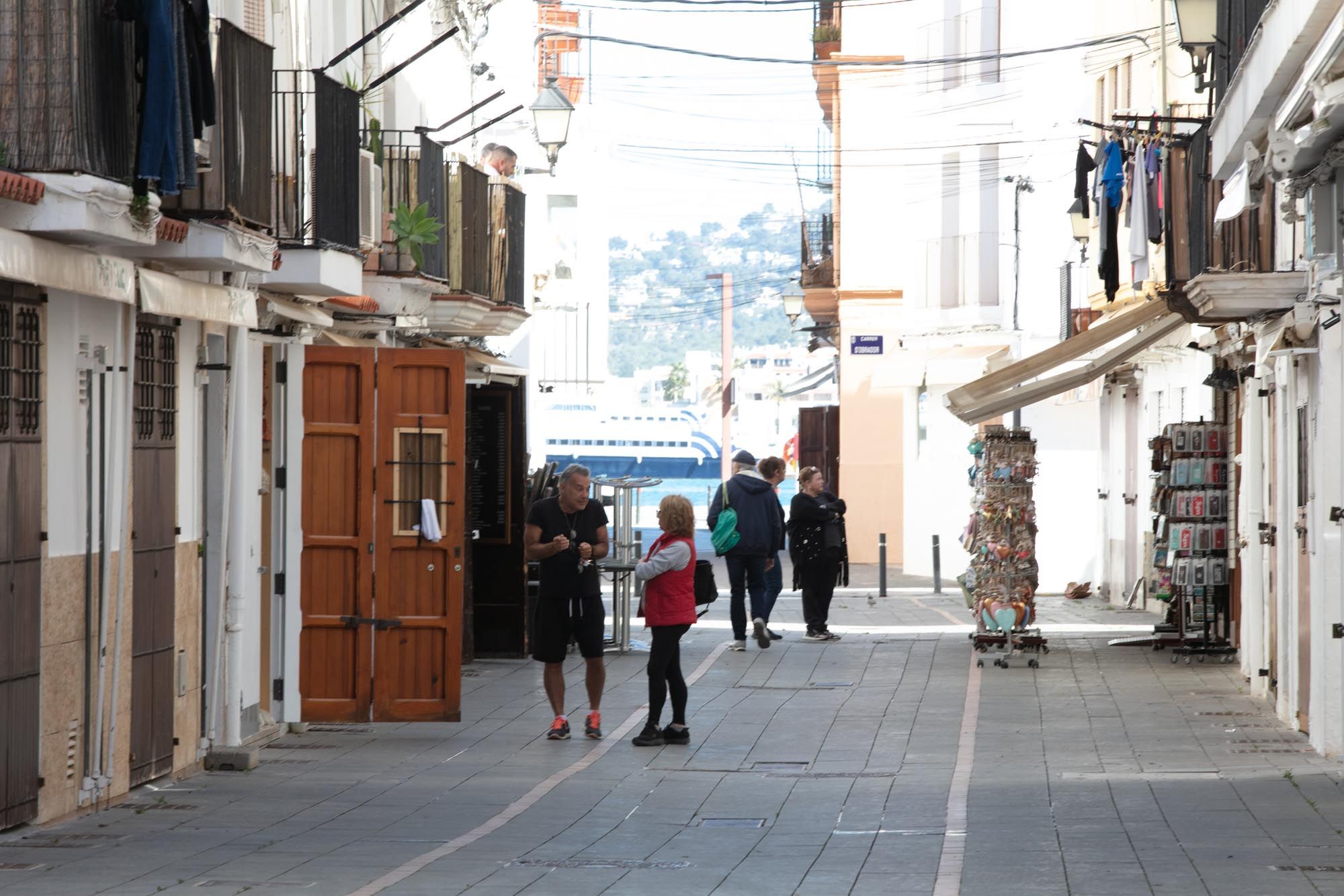 Los negocios de Ibiza se preparan para el inicio de la temporada en Semana Santa