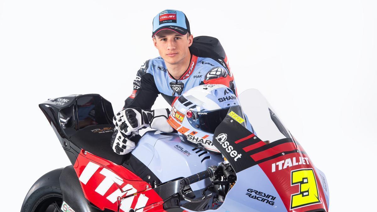 Vídeo | Sergio García Dols, con la máxima ilusión antes de iniciar la nueva temporada en Moto2