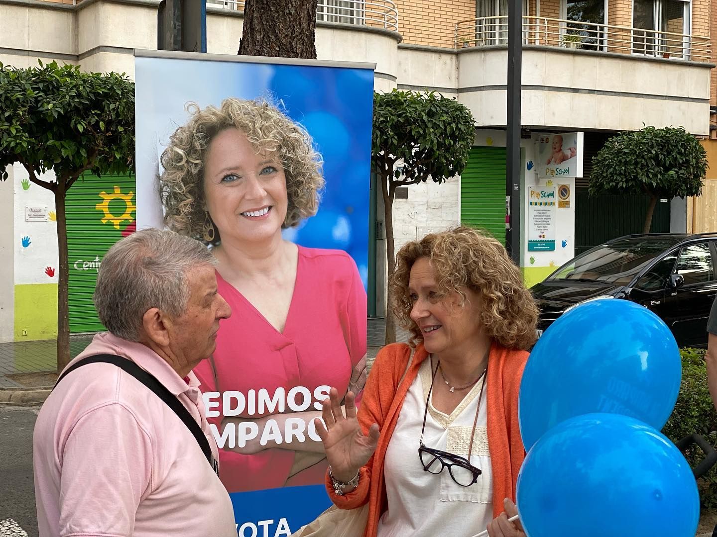 Amparo Folgado (PP de Torrent) en campaña