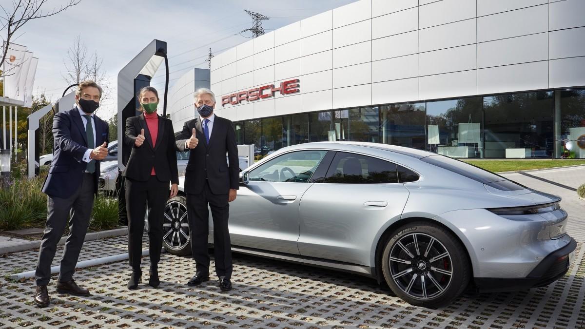 Porsche e Iberdrola se alían para promover el despliegue de la recarga ultrarrápida en España