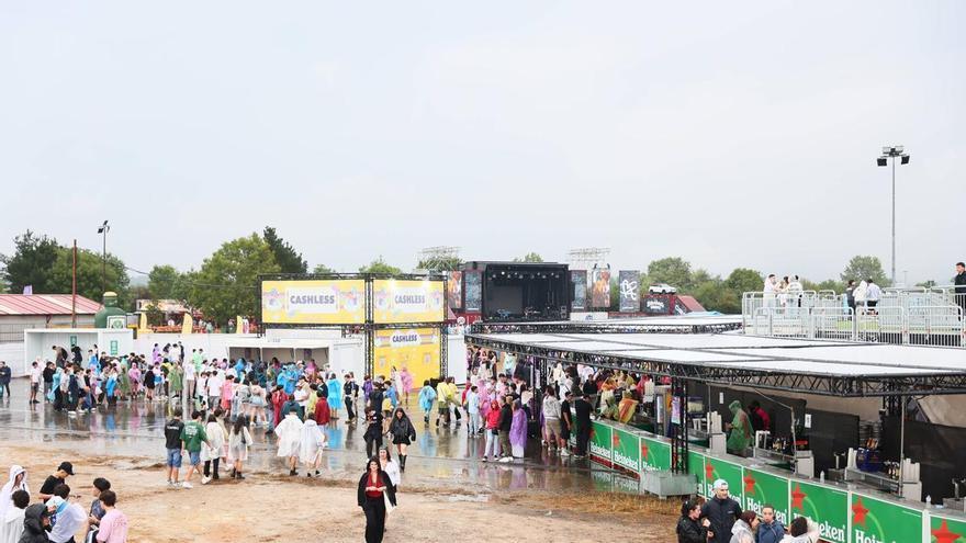 Arranca el Boombastic contra viento y marea: las fotos de la primera jornada del festival