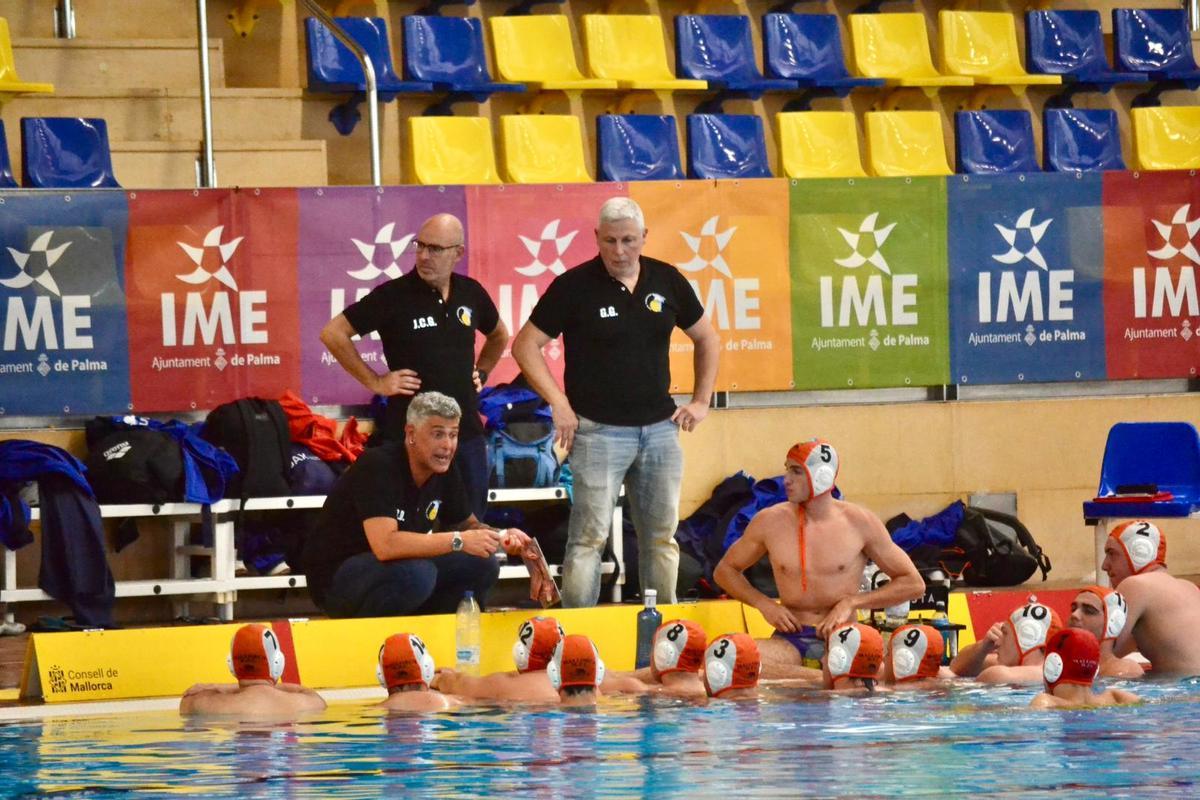 El ConectaBalear recibe instrucciones del técnico.