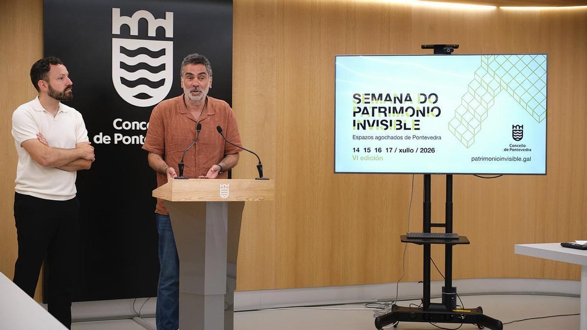 Manuel Rial y Demetrio Gómez durante la presentacion de Patrimonio Invisible