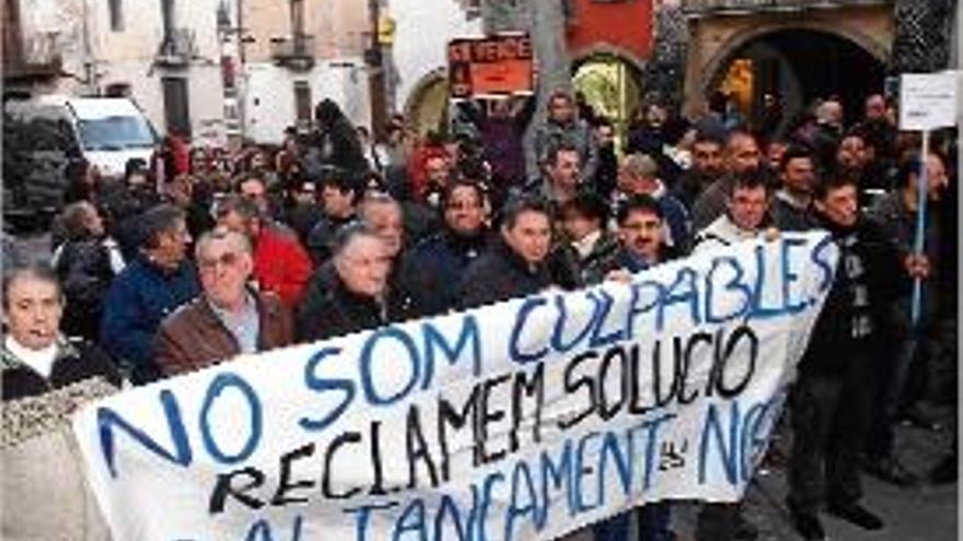 Acció de protesta de la plantilla de Noge ahir a la tarda a Arbúcies