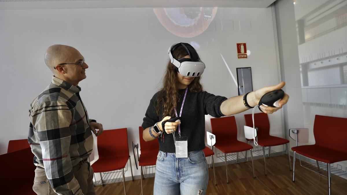 De las últimas tecnologías en Inteligencia artificial hasta un taller para comunicar malas noticias: así es el congreso de los estudiantes de Medicina de la Universidad de Oviedo