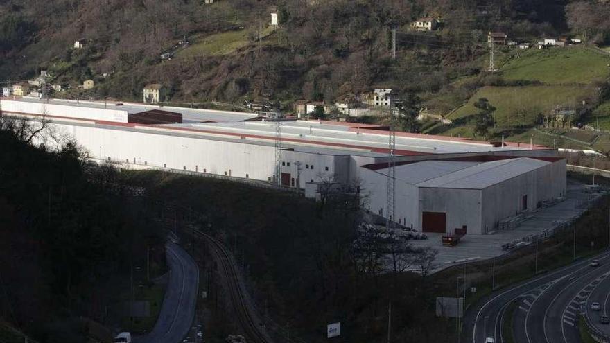 Trabajadores de la desaparecida Alas Aluminium, en una imagen de archivo.