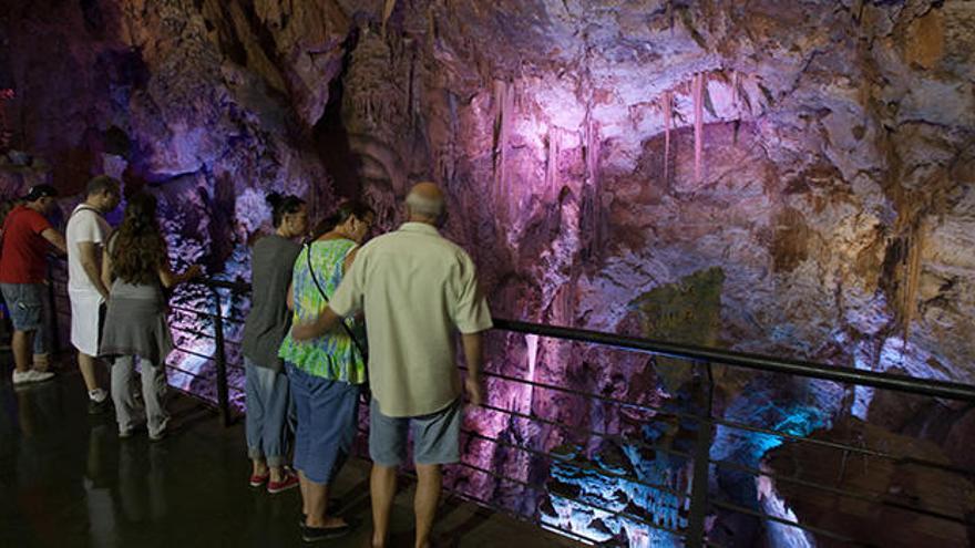 4 cuevas de la Costa Blanca que no te puedes perder