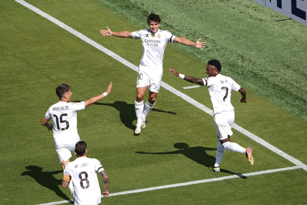 Mundial de Clubes: Real Madrid - Borussia Dortmund, en imágenes. Mundial de Clubes: Real Madrid - Borussia Dortmund, en imágenes.