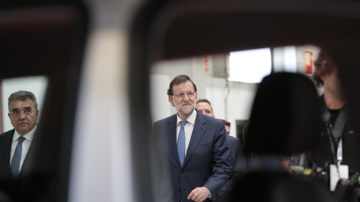 Rajoy en la planta de Seat en Martorell.