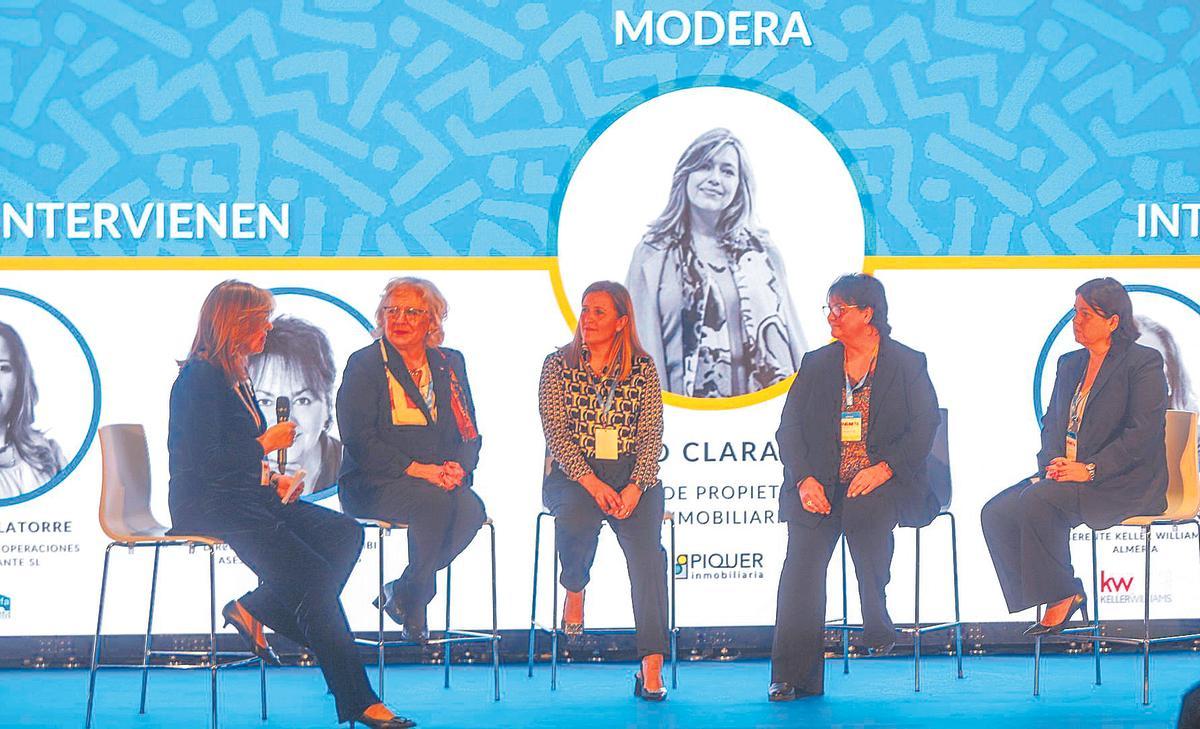 La convención contó con una mesa redonda de mujeres referentes en el sector inmobiliario.