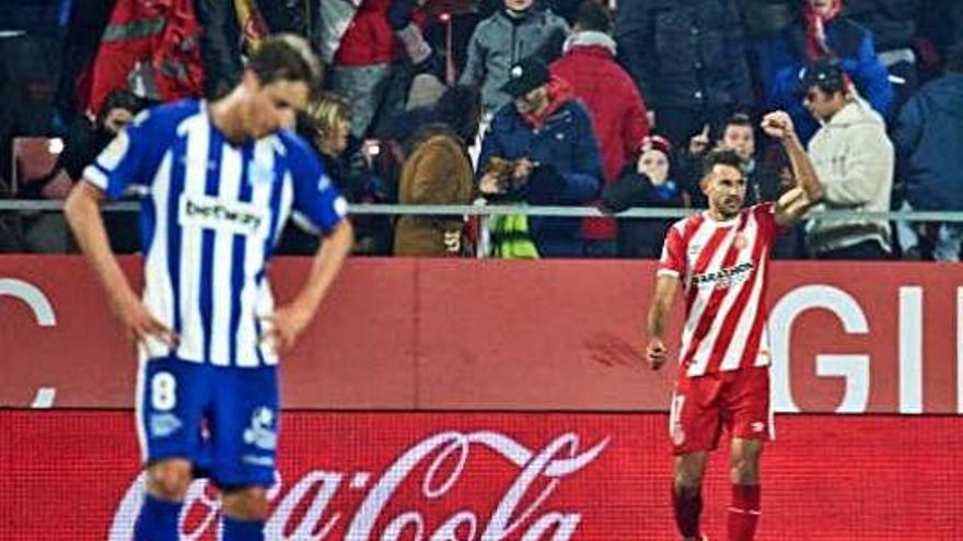 Stuani celebra el primer gol del partit