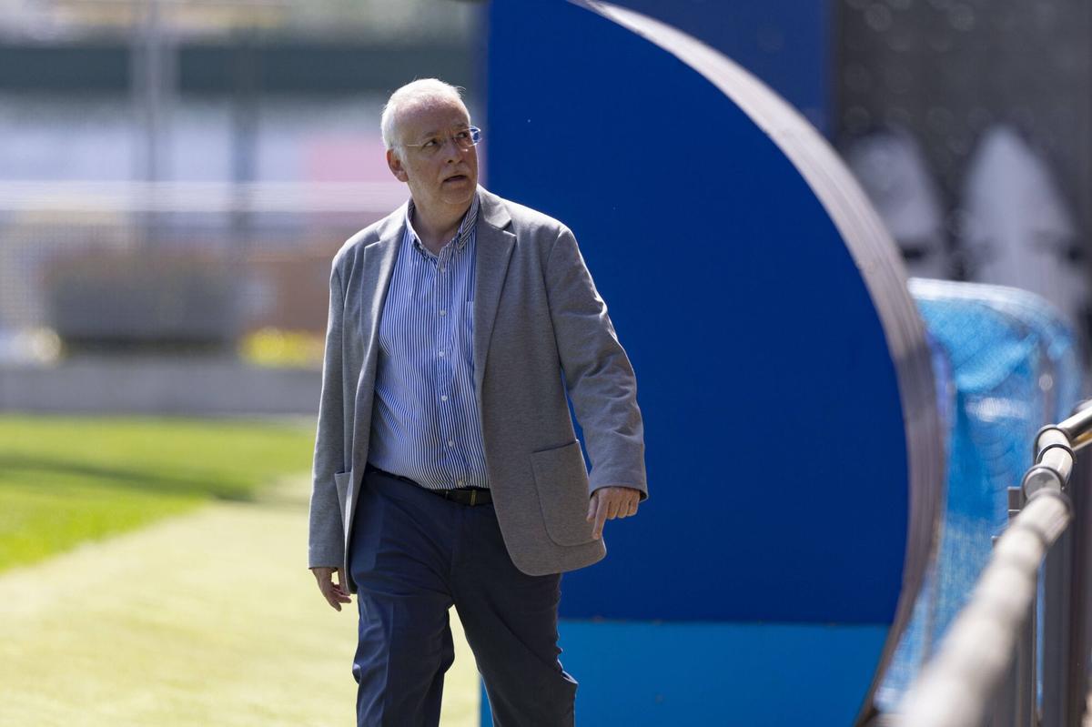 Alejandro Echevarría, Laporta advisor, looks out to the training field.