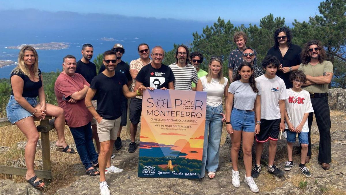 Alcalde, ediles y grupos que tocarán en Solpor Monteferro el próximo fin de semana.