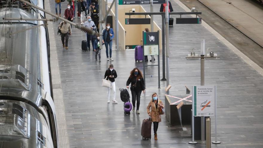 Los médicos, inquietos ante una posible "huida masiva" de madrileños a Asturias