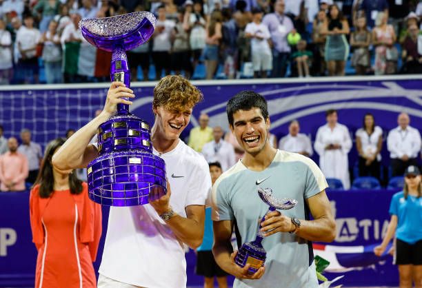 Alcaraz, junto a Sinner, tras la final de Umag.