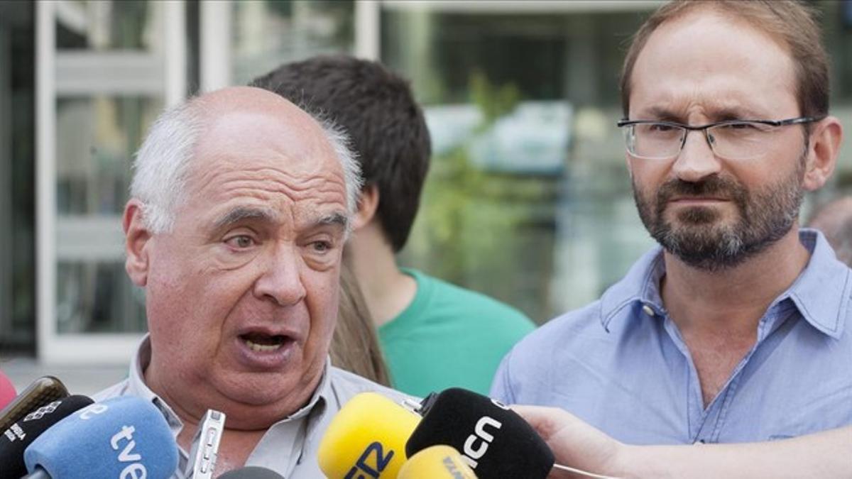 El candidato de Catalunya Sí que es Pot, Lluis Rabell, junto al coordinador general de ICV, Joan Herrera.