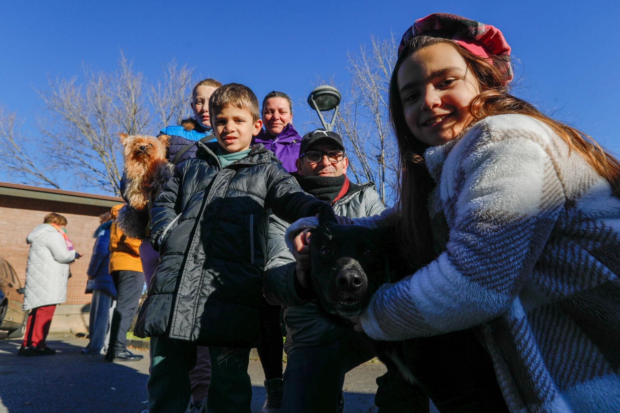 En imágenes: Así fue la bendición de animales por San Antonio en Avilés