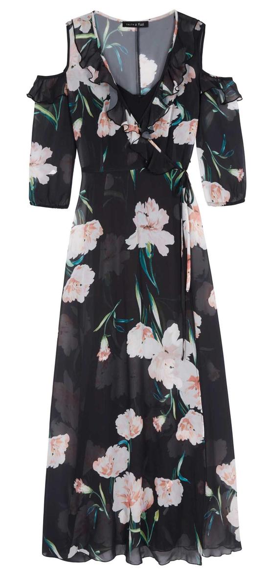 Vestido con los hombros al aire y volantes de Truth&Fable